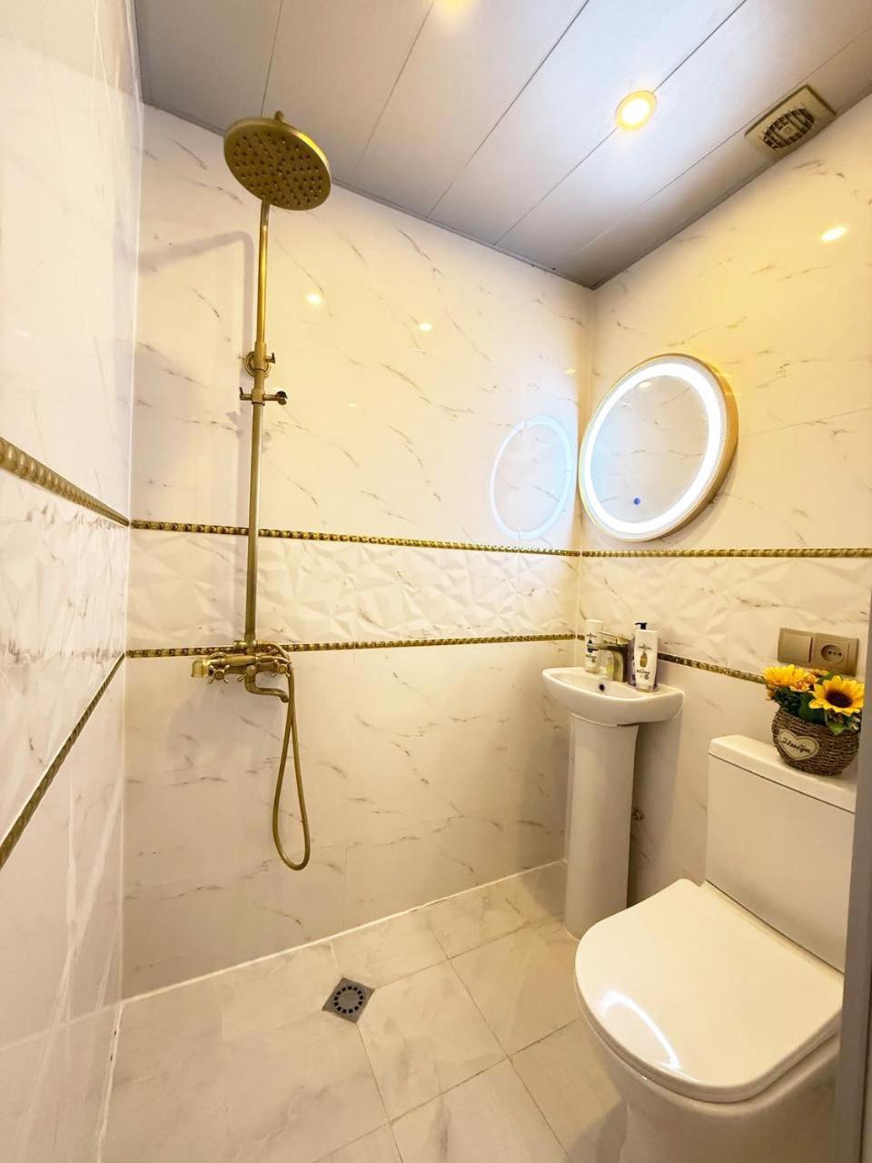 Apartment Near Metroo Rustaveli